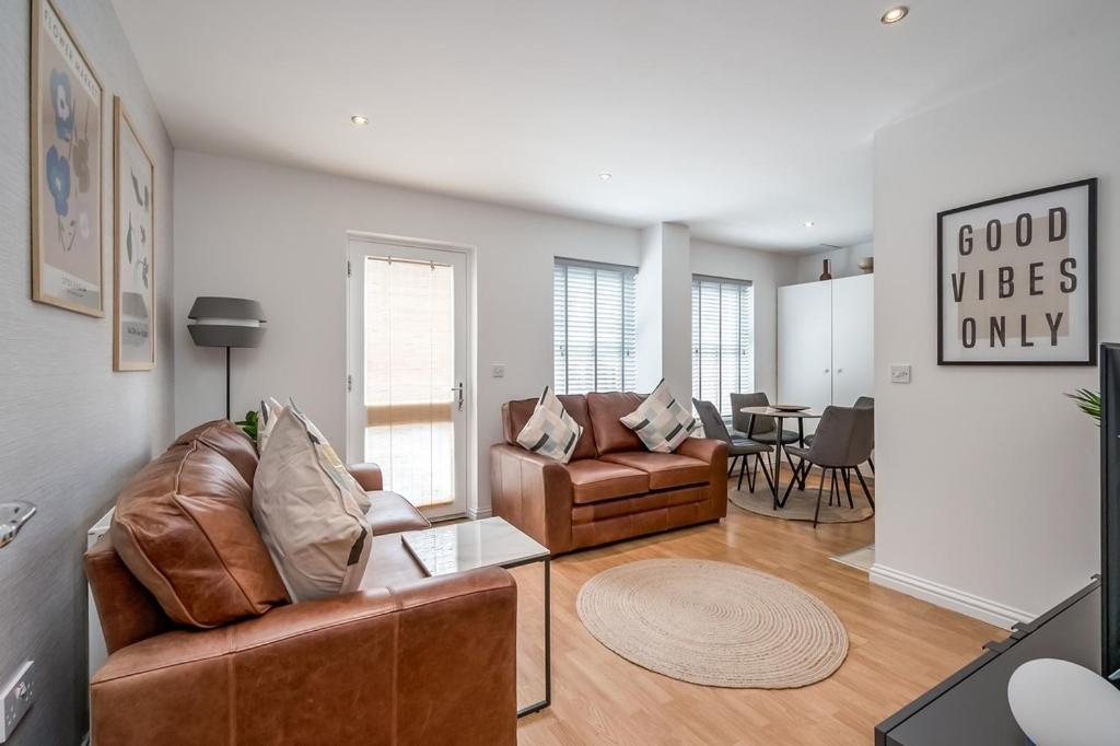 Central Belfast Apartments Chill R&R מראה חיצוני תמונה